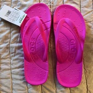 CROCS Vibrant Pink Flip Flops